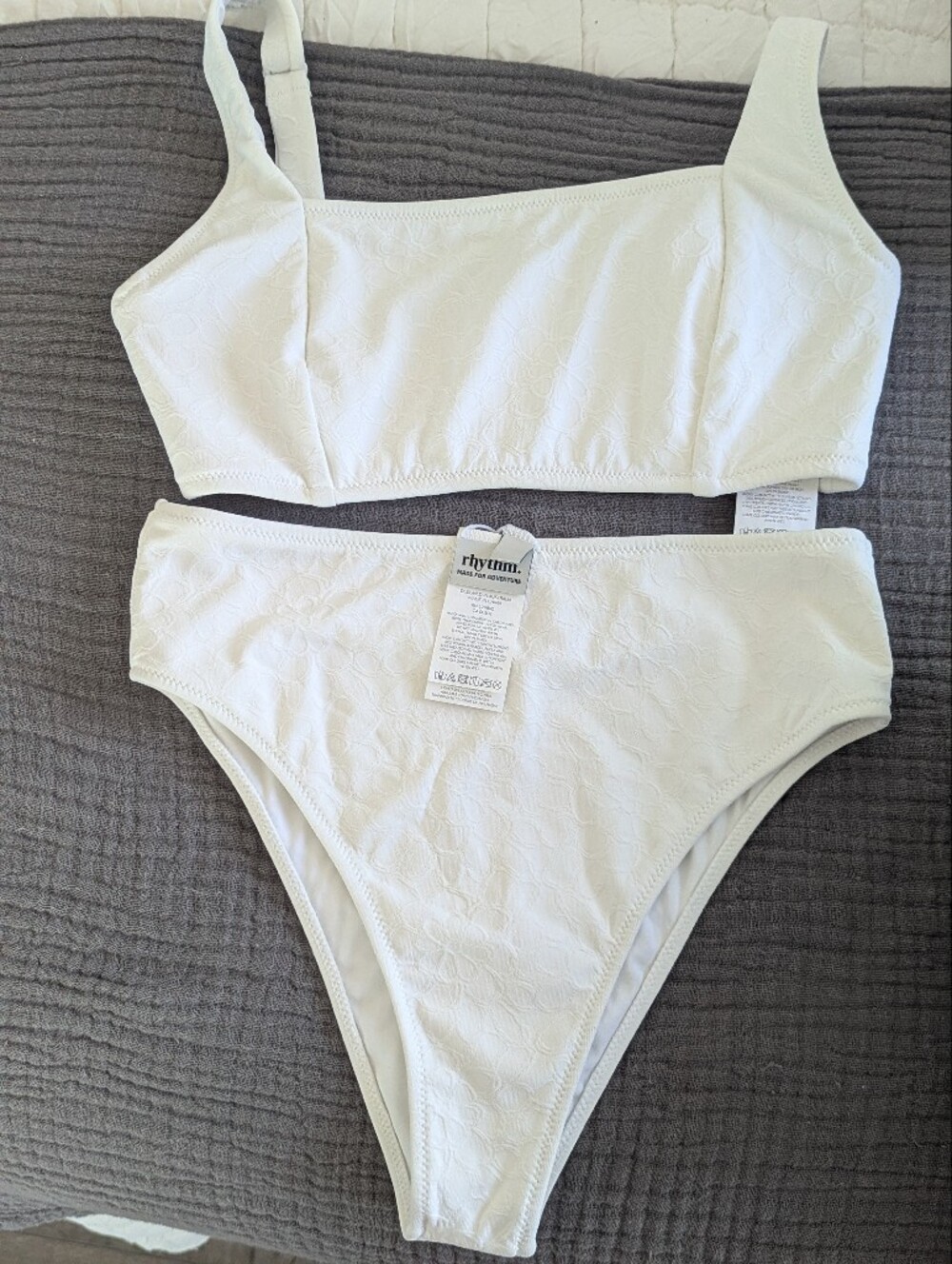 Rhythm Textured Daisy White Bikini Set Size M